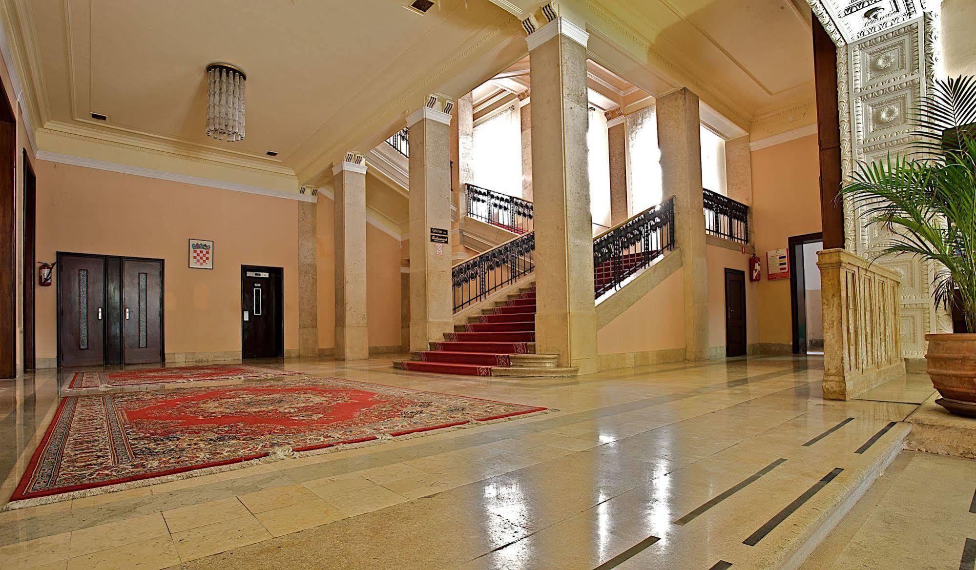 Guest House Hotel Riviera PUY 외부 사진