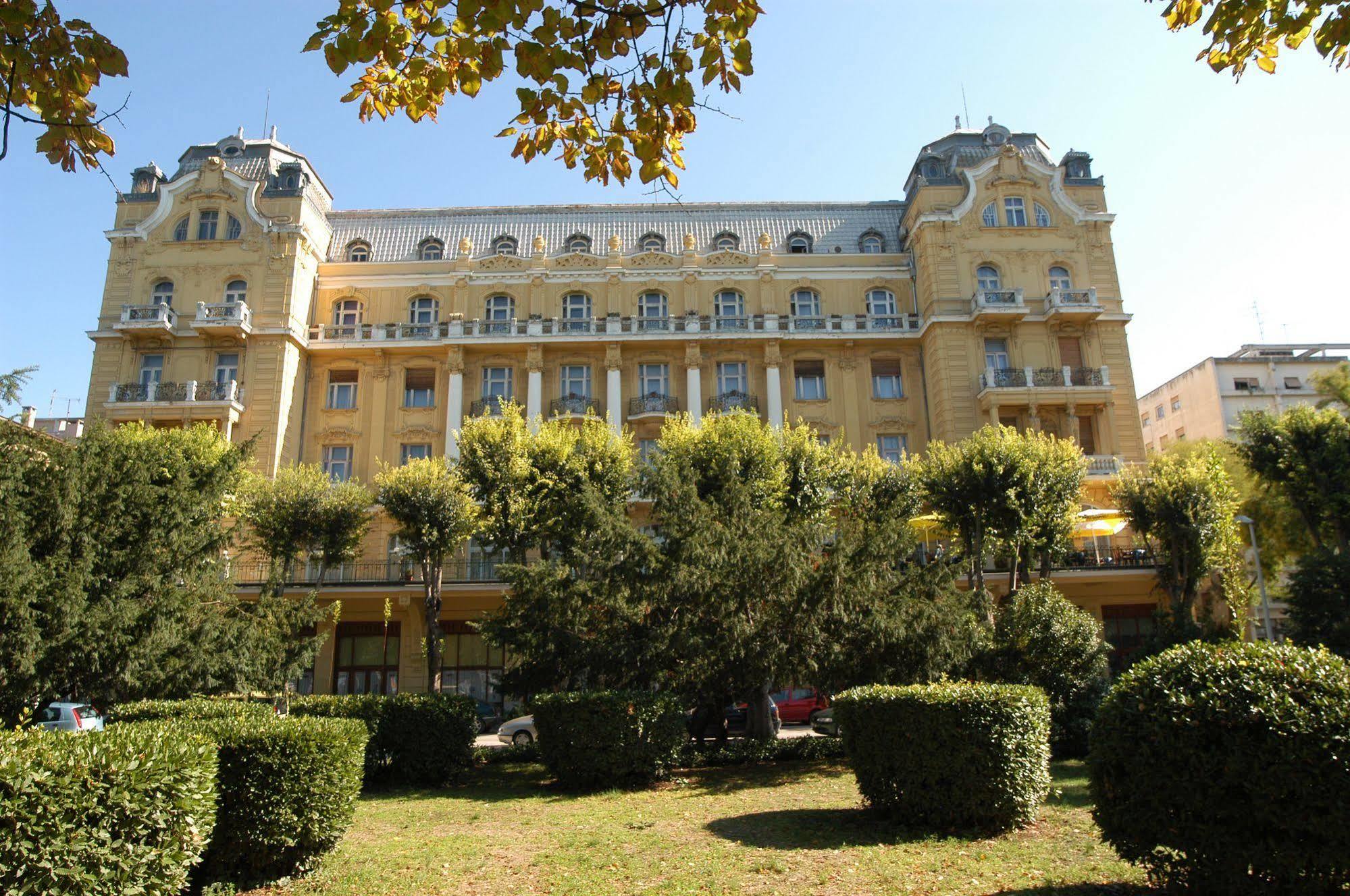 Guest House Hotel Riviera PUY 외부 사진